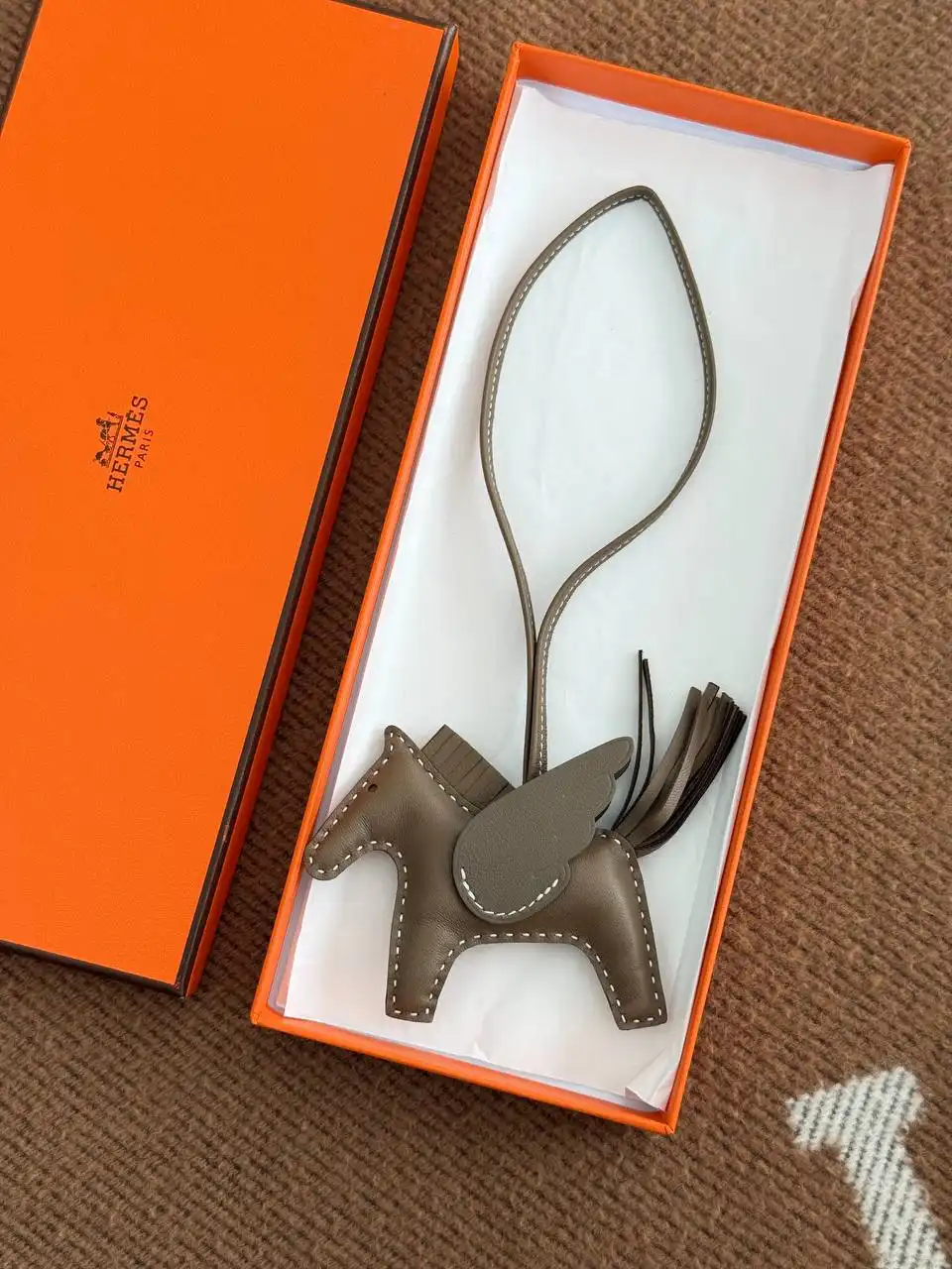Hermes Hermes Rodeo Pegase PM Charm Etoupe / Etoupe / Etoupe