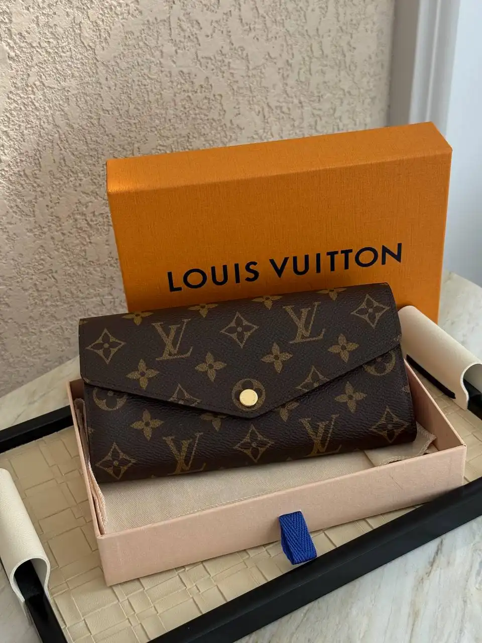 LV Sarah Wallet Monogram - Rose Balerine (M62235)