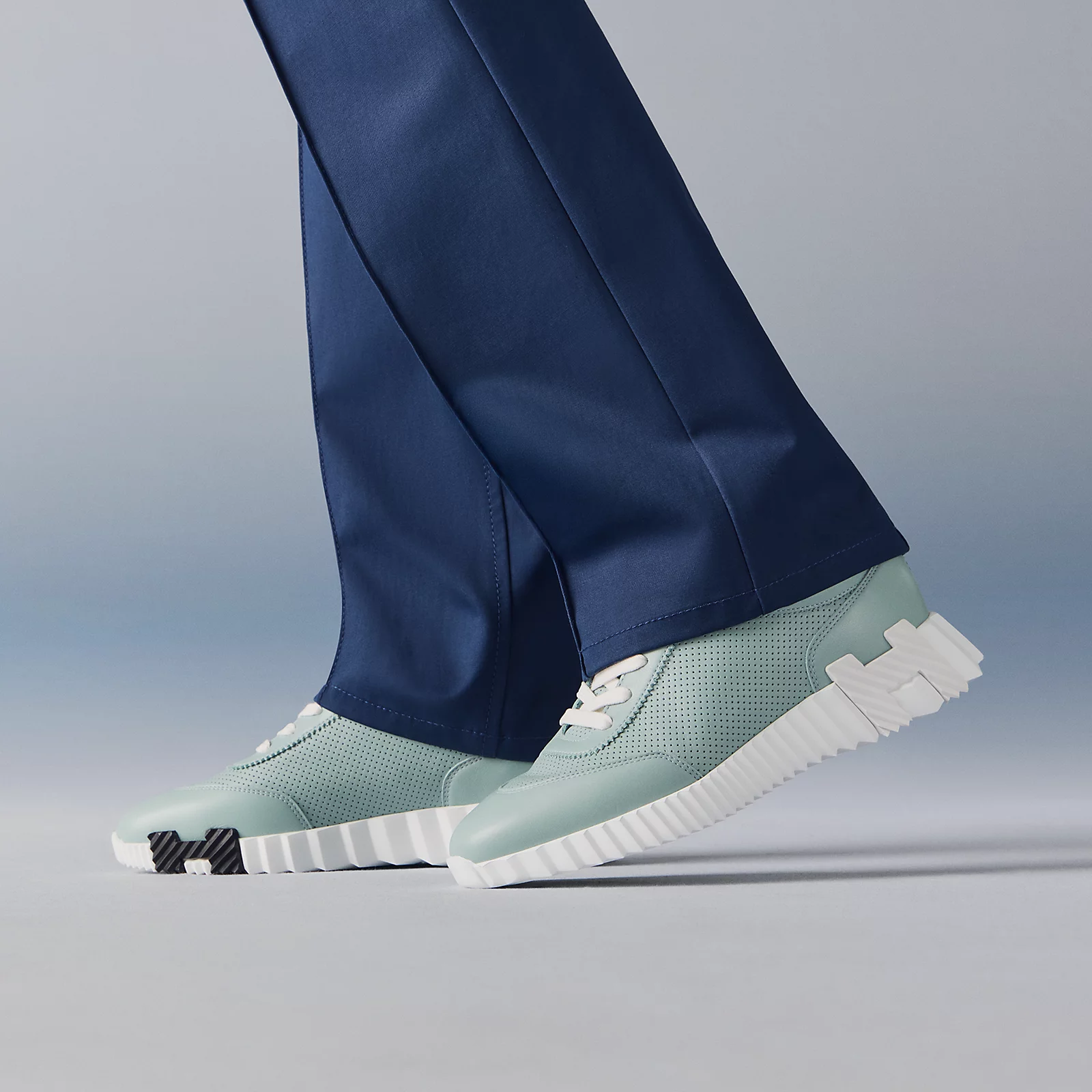 Hermes Bouncing Sneaker Leather Bleu Glacier - photo 5