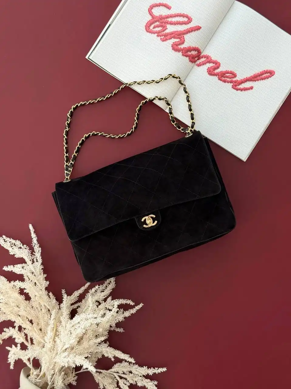 CHANEL Chanel Maxi Flap XXL Velvet Black GHW 38,5cm
