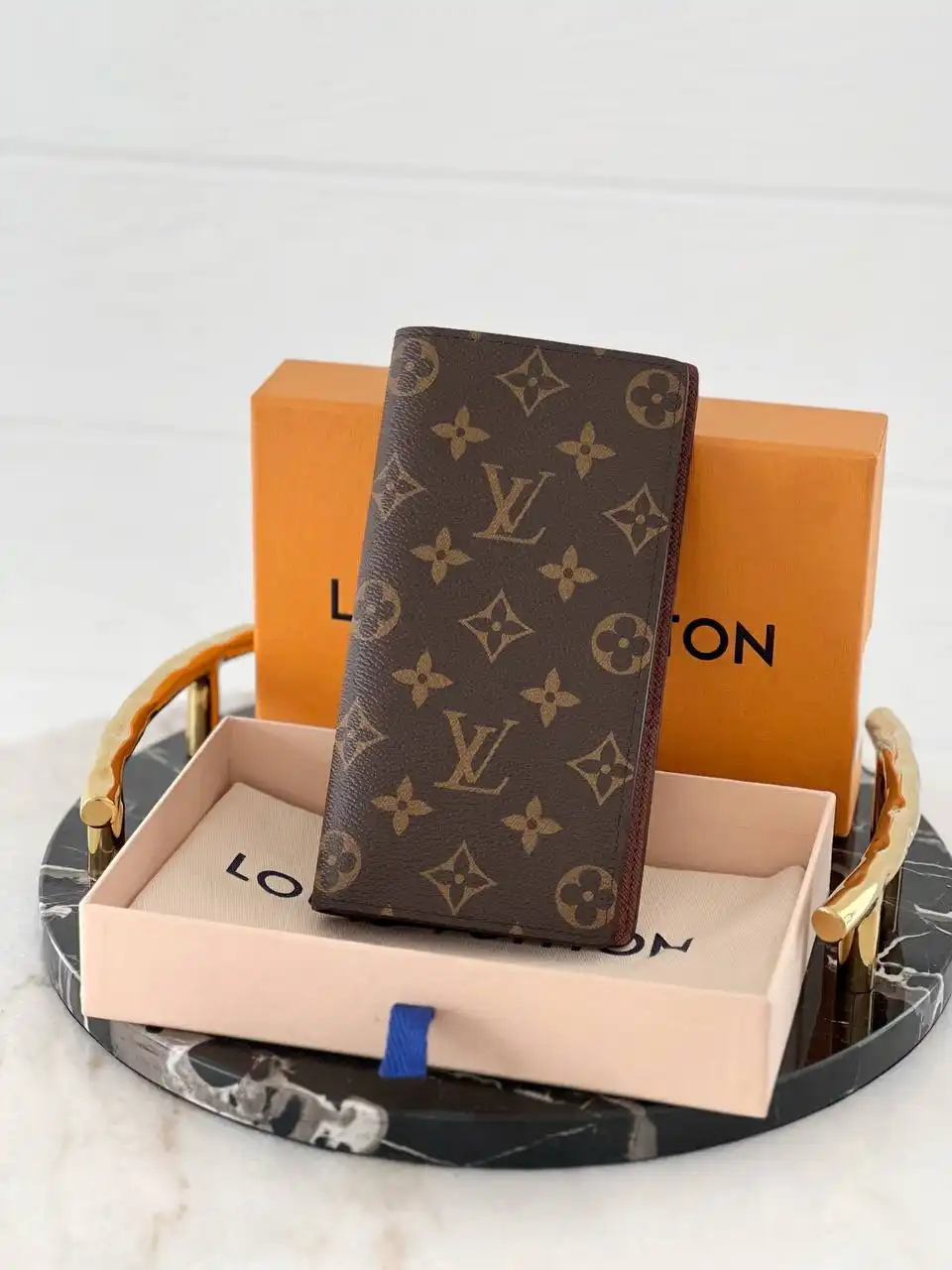 Louis Vuitton LV Brazza Wallet Monogram Brown