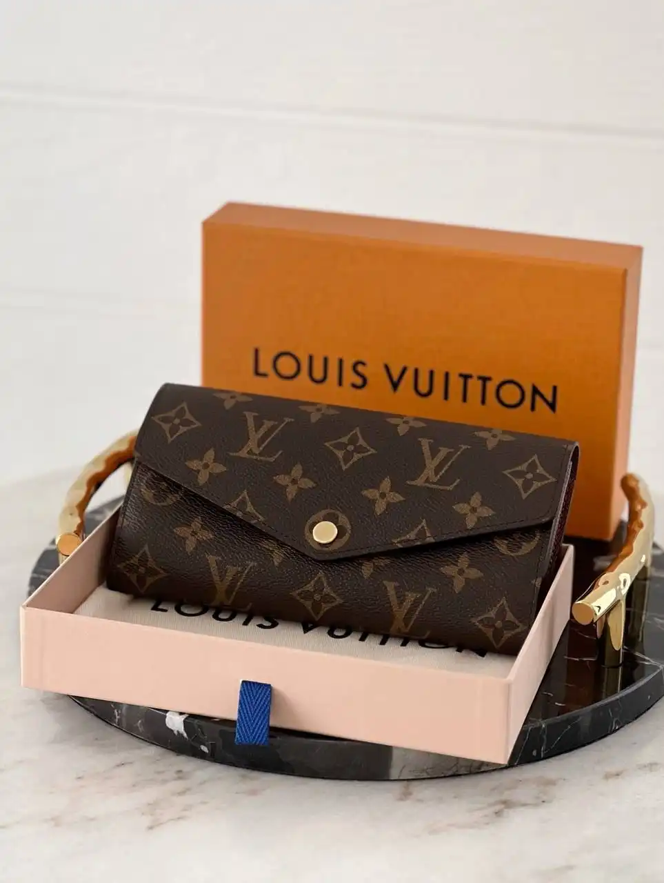 LV Sarah Wallet Monogram - Brown (M60531)