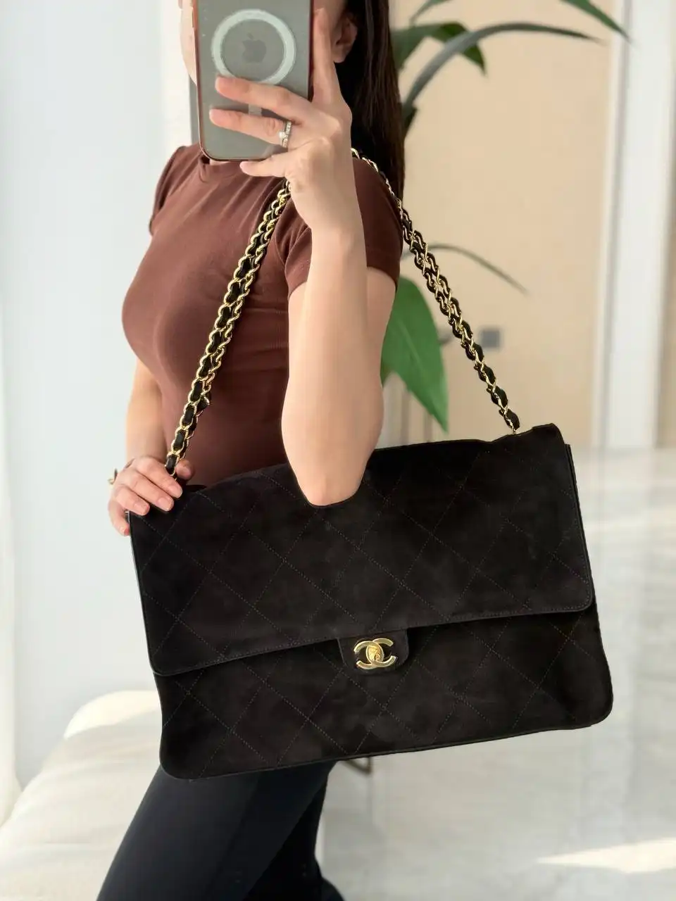 CHANEL Chanel Maxi Flap XXL Velvet Black GHW 38,5cm