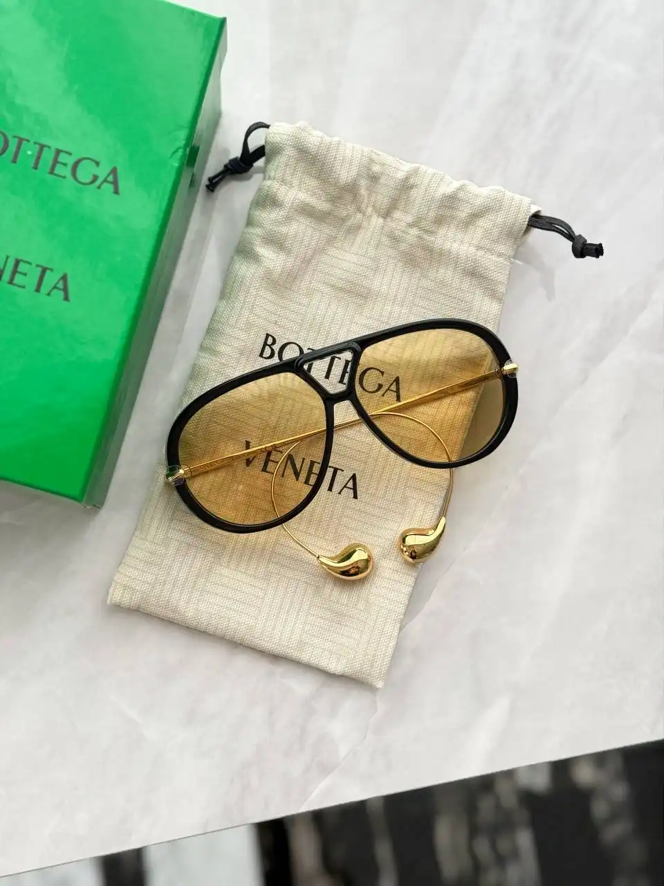 Bottega Veneta Drop Aviator Sunglasses Black / Yellow - photo 9