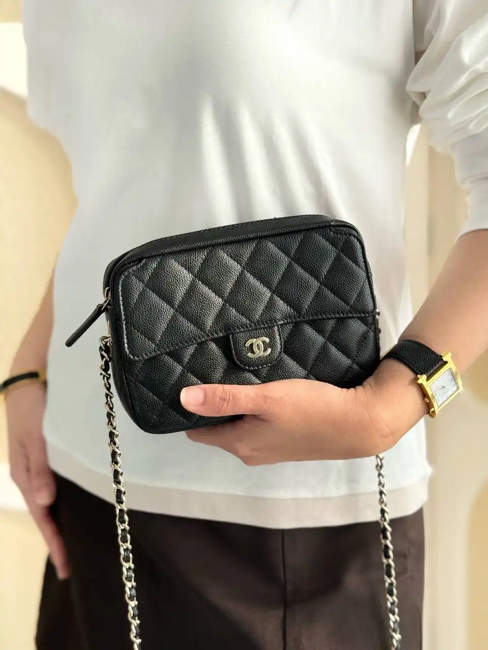Chanel Camera Bag Black Caviar GHW - photo 3
