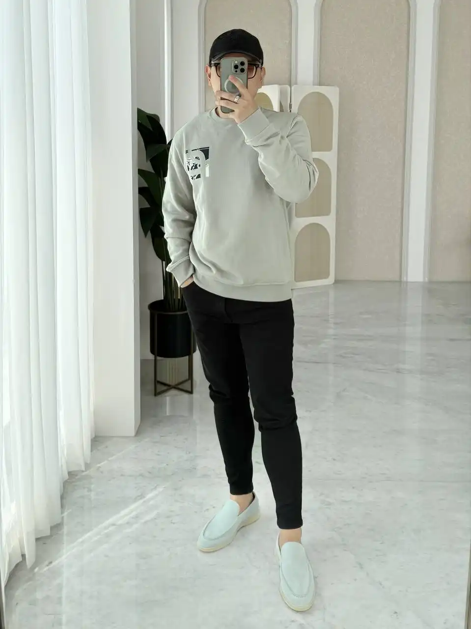 Hermes Hermes Sweat Col Rond Patch Soie Ex Libris Mastic