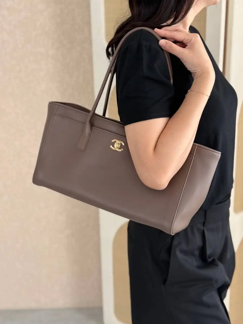 Chanel Executive Tote Brown / Etoupe / Khaki GHW - photo 4