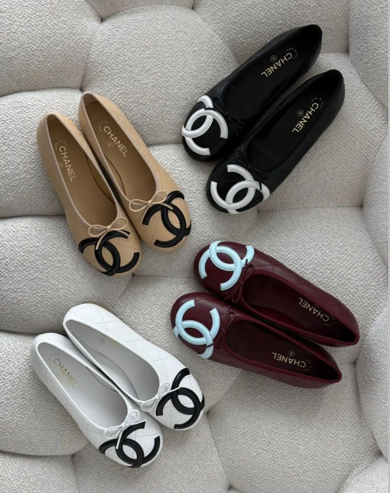CHANEL Chanel Cambon Flats Ballerine White