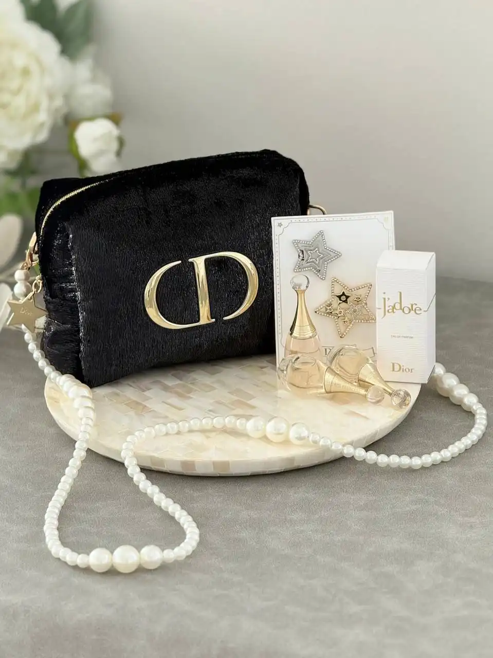 Dior Pouch Sling Shimmer Black Set - Inside : Jadore EDP 5ml 3 pcs + Dior Hairclip
