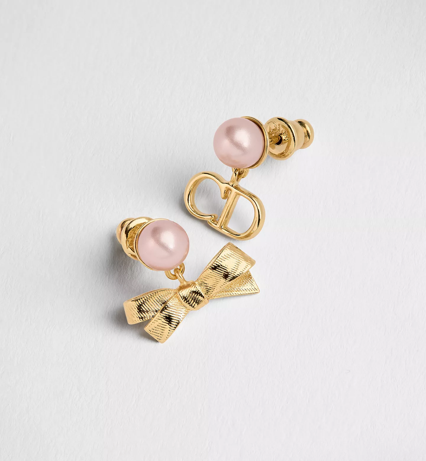 DIOR CD Bow Earrings Gold Metal and Iridescent Pink Pearls - photo 4
