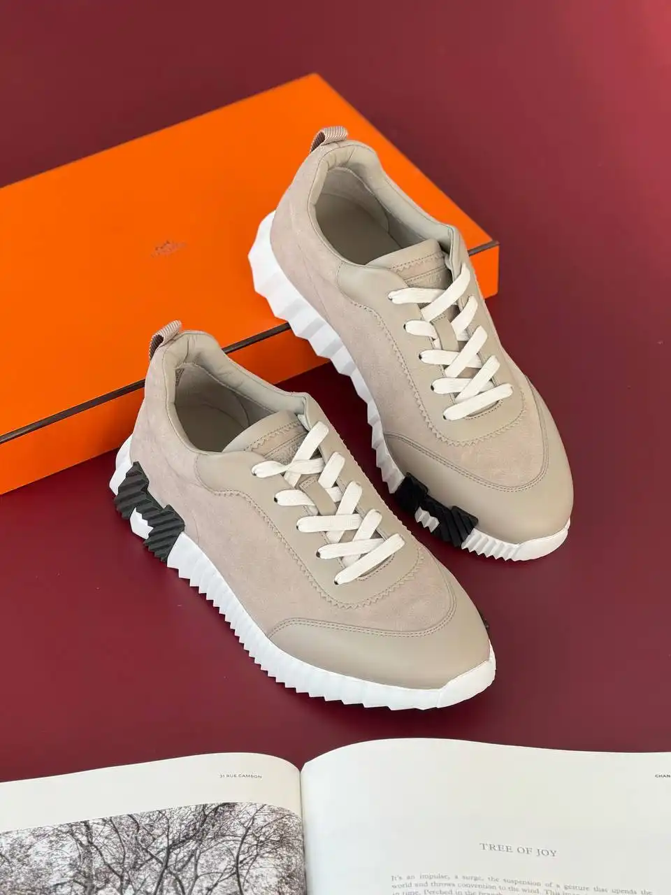 Hermes Hermes Bouncing Sneakers Leather Suede Beige Esquisse Logo Black