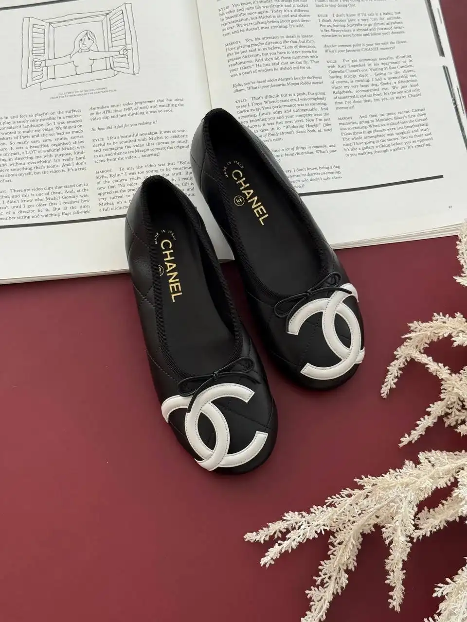CHANEL Chanel Cambon Flats Ballerine Black