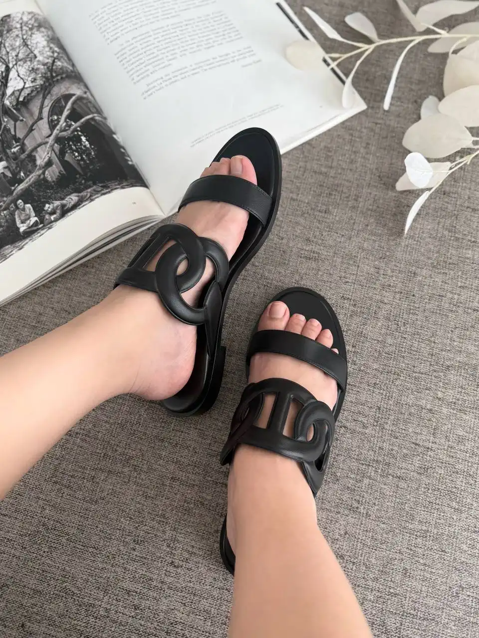 Hermes Hermes Lagune Sandal Black / Noir