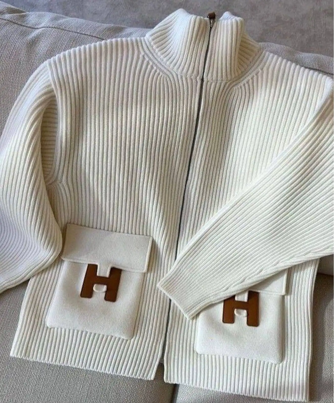 Hermes Hermes H Pocket Blouson Cardigan Ecru in Wool in Naturel Blanc