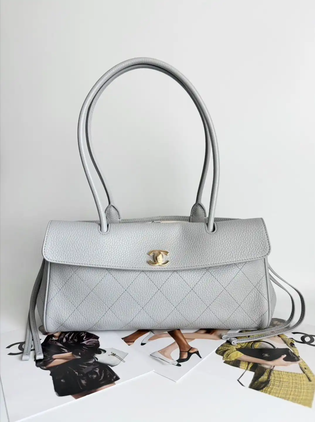 Chanel Baguette East West Tote Bag Small Grey GHW - photo 3