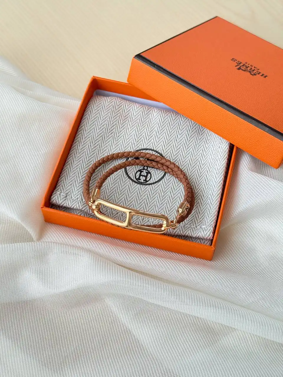 Hermes Hermes Roulis Double Tour Bracelet Gold RGHW
