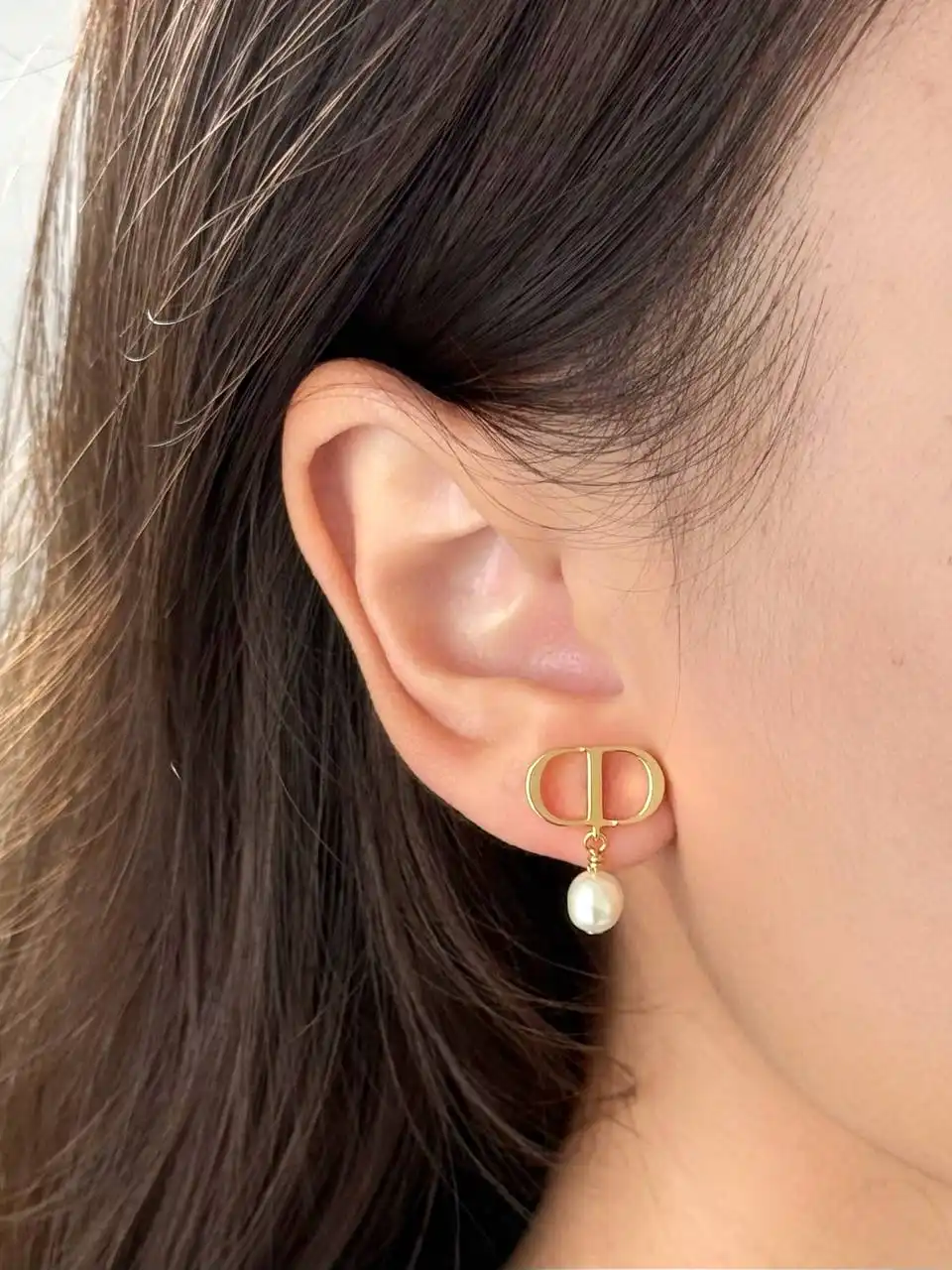 DIOR Petit CD Earrings White Pearl - photo 3