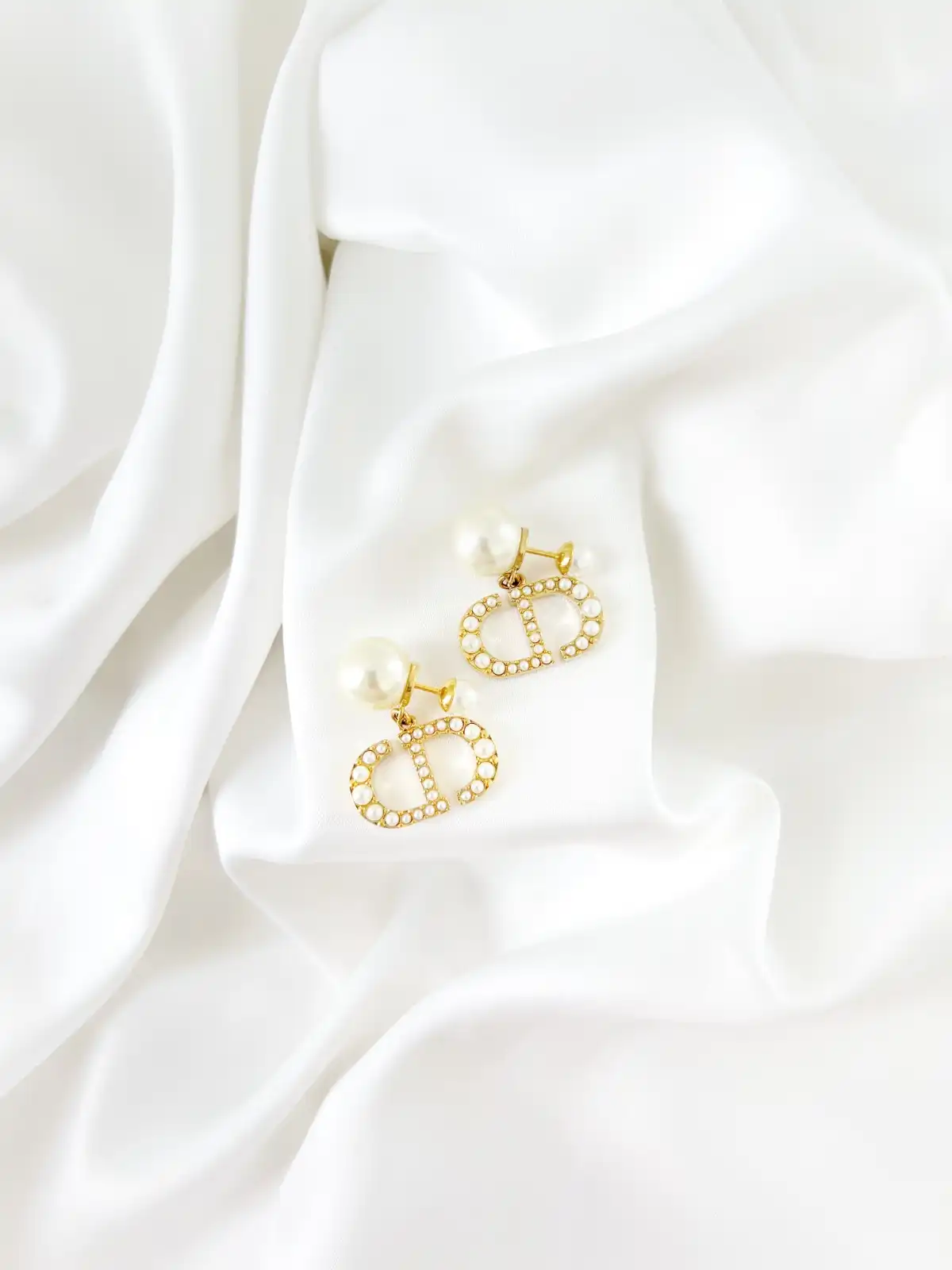 DIOR Dior Tribales Earrings CD Full Pearls