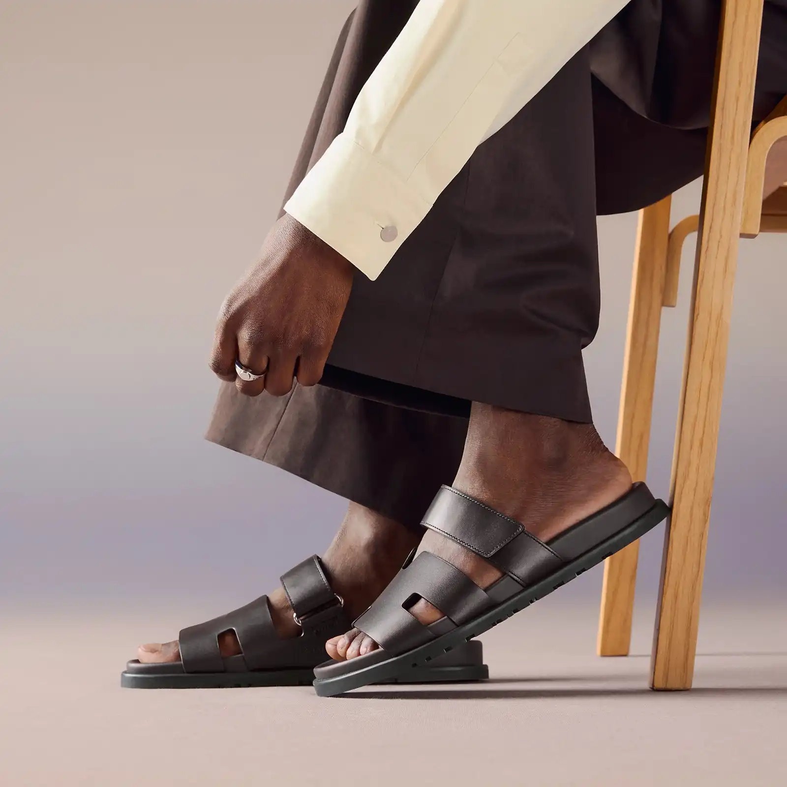 Hermes Chypre Sandals Maroon Ebene - photo 3
