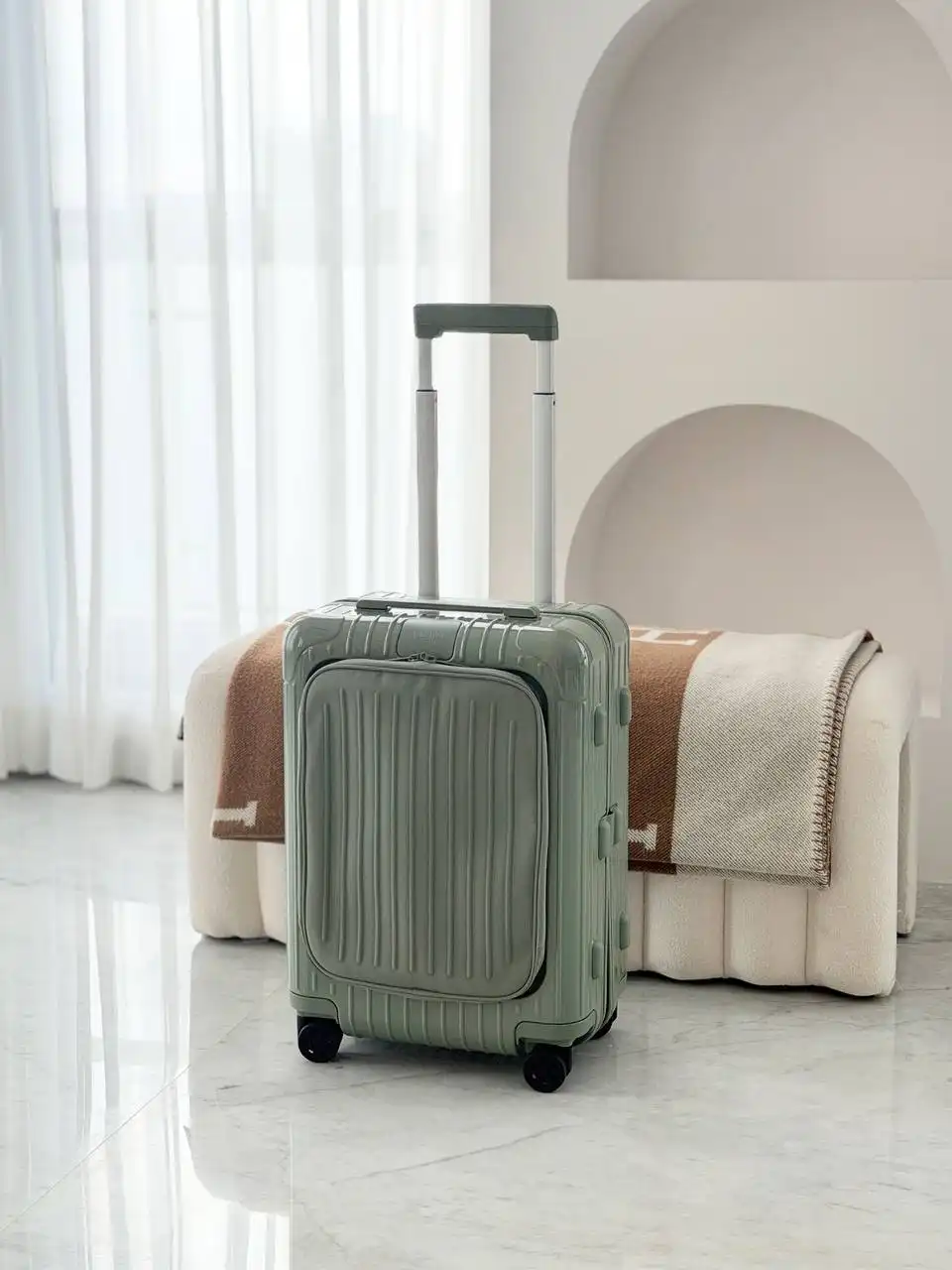 Rimowa Essential Sleeve Cabin Regular - photo 2