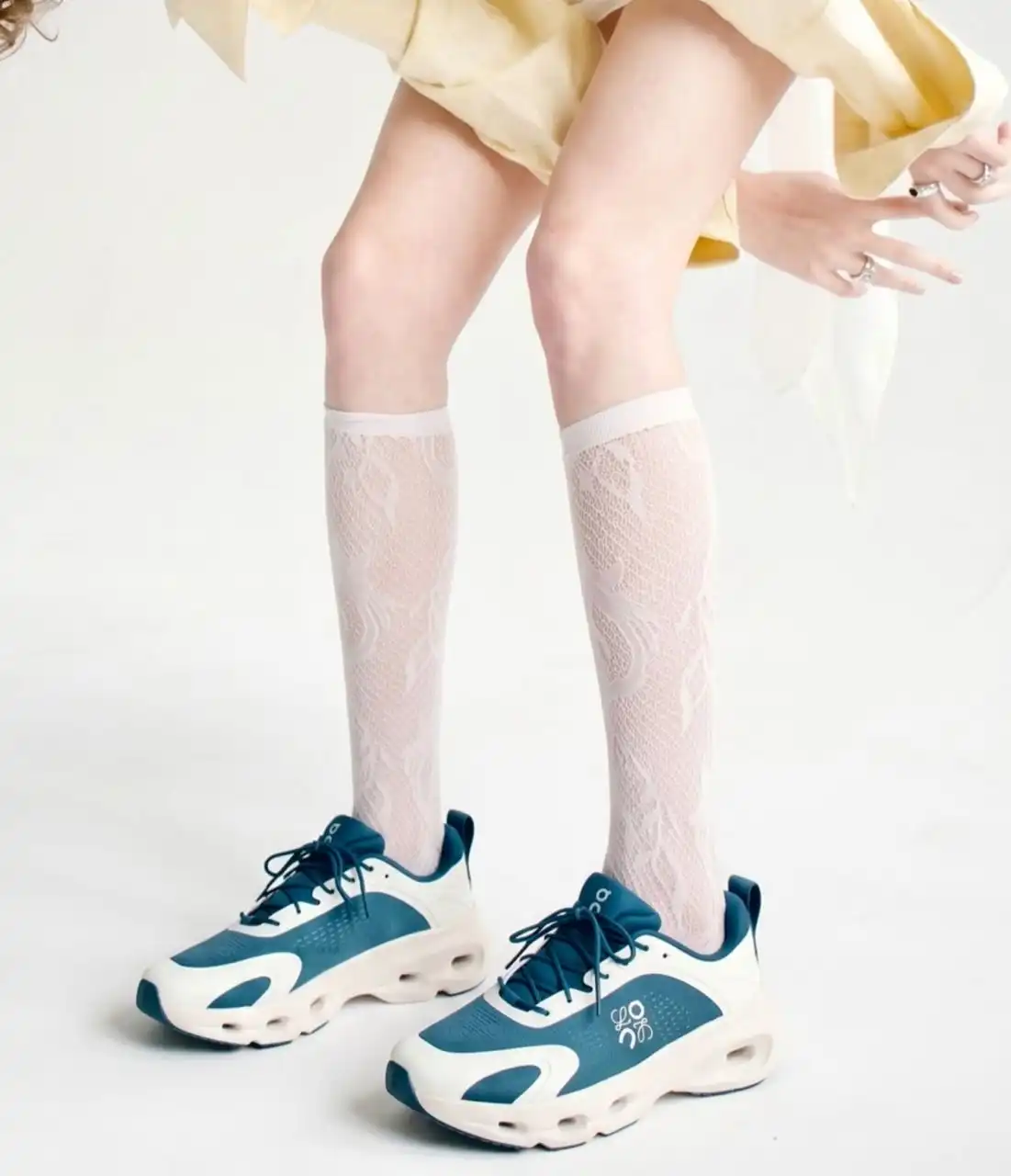 Loewe X On Cloudsolo Sneaker Woman Teal / Eggshell - photo 8
