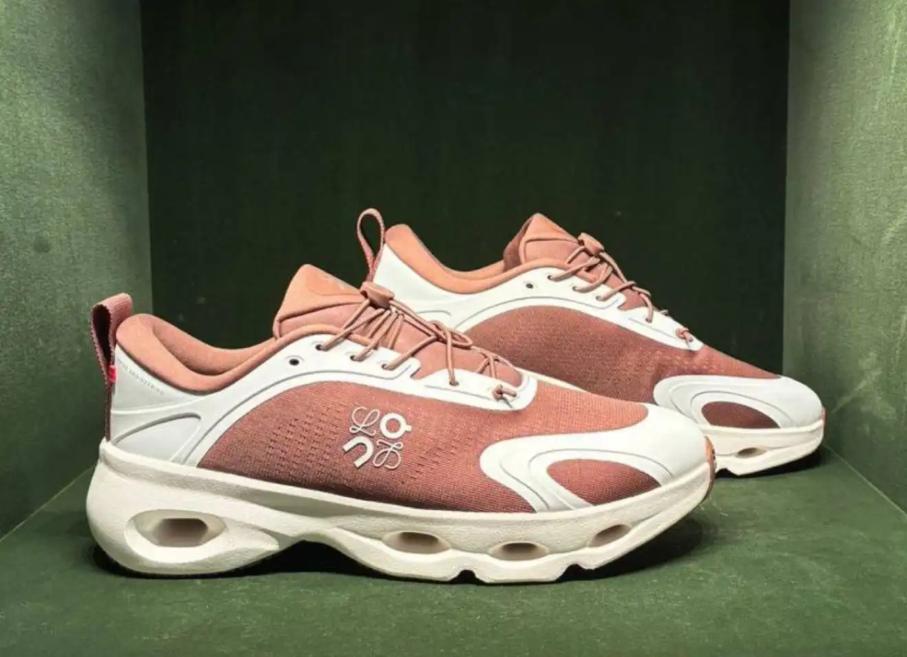 Loewe X On Cloudsolo Sneaker Men Taupe / Eggshell - photo 4