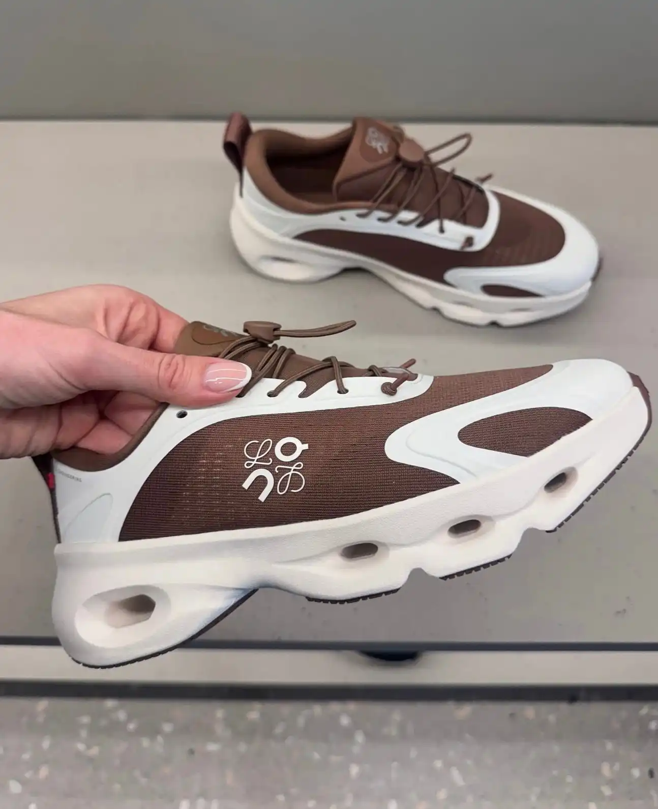 Loewe X On Cloudsolo Sneaker Woman Taupe / Eggshell - photo 8