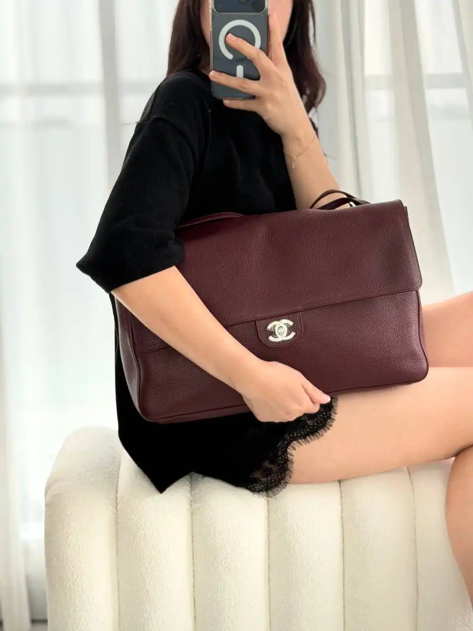 Chanel Maxi Flap XXL Burgundy SHW 38cm - photo 3