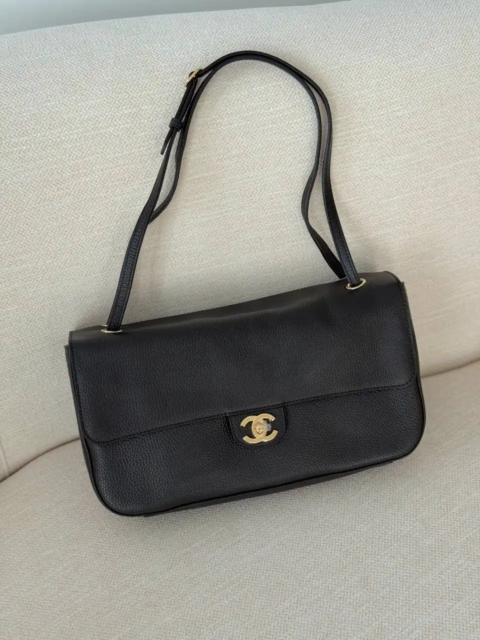 CHANEL Chanel Maxi Flap XL Black GHW 32cm