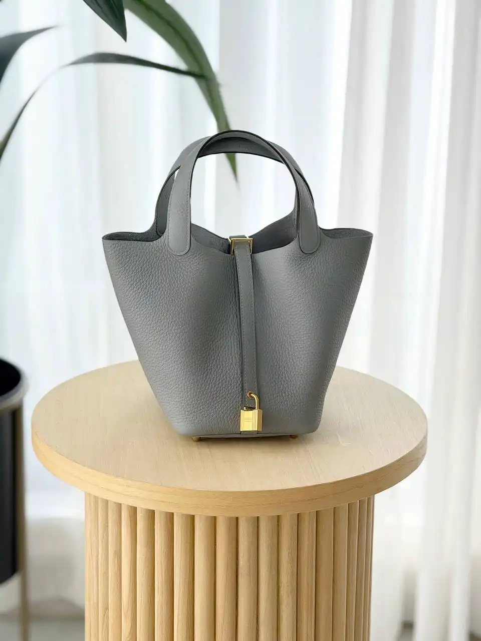 Hermes Hermes Picotin18 / Pico18 Gris Pantin GHW