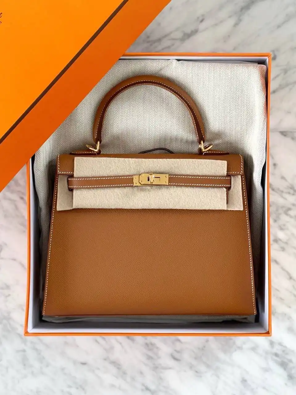 Hermes Hermes Kelly 25 / K25 Gold Epsel GHW