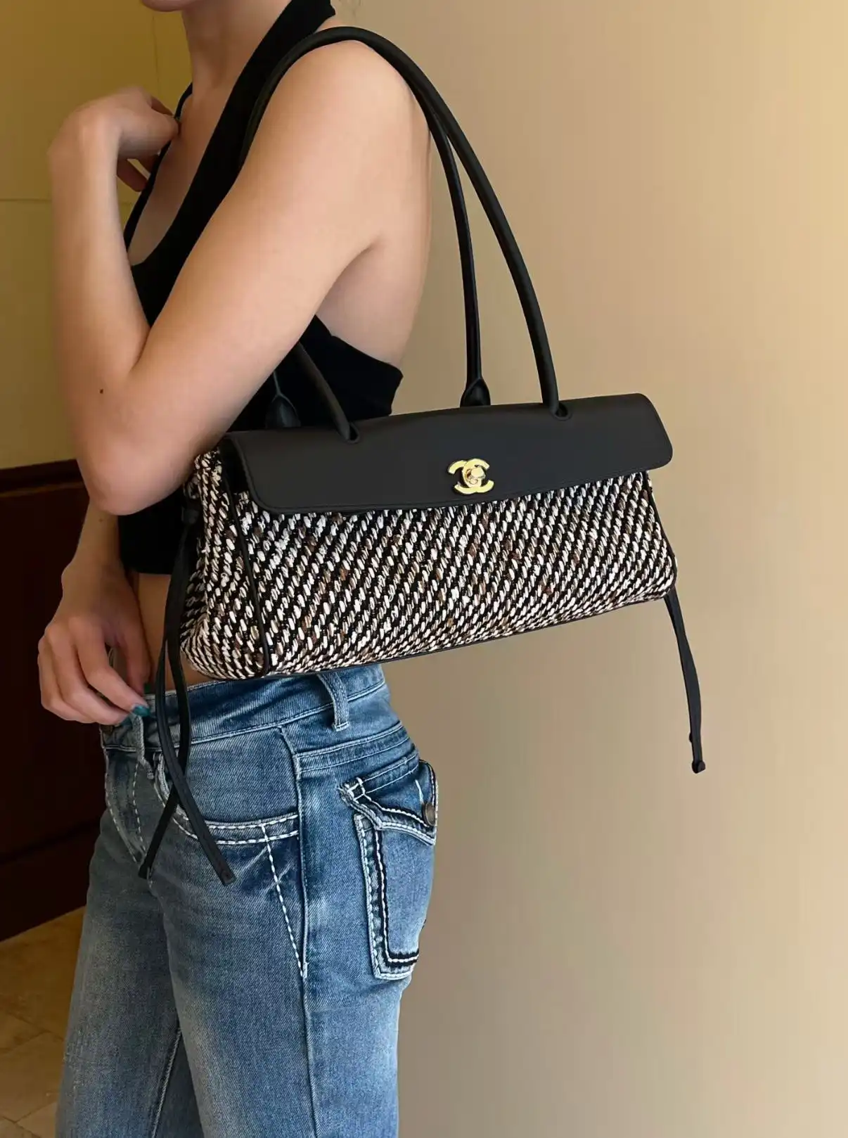 Chanel Baguette East West Tote Small Tweed Black White - photo 17