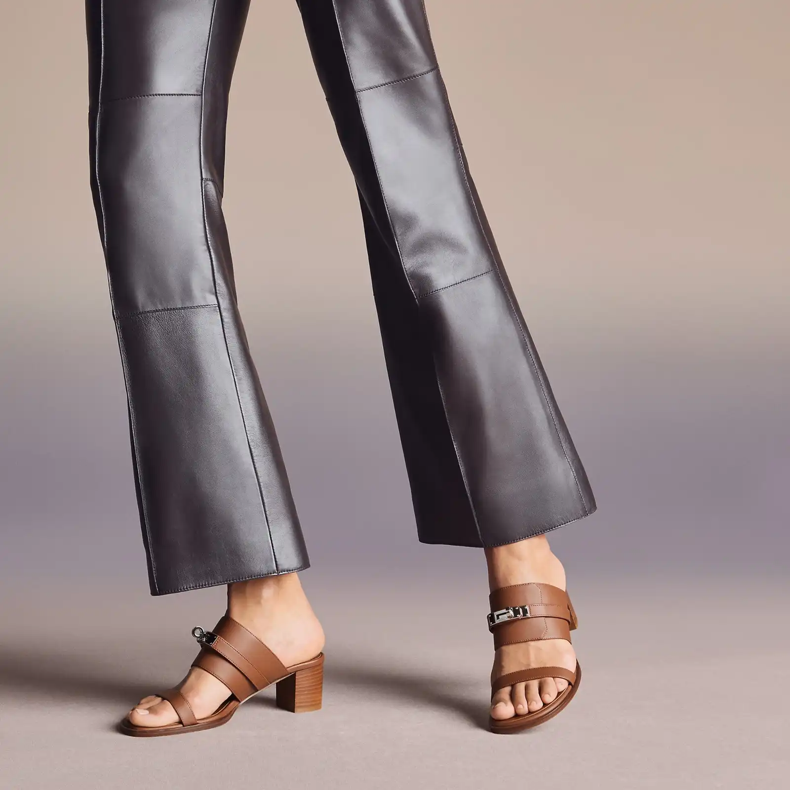 Hermes Ninon 50 Sandal Gold - photo 3