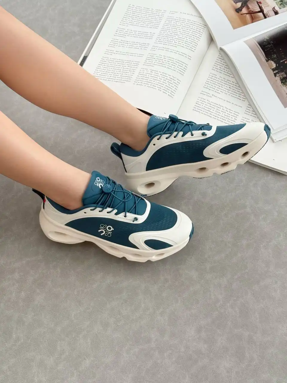 Loewe X On Cloudsolo Sneaker Woman Teal / Eggshell - photo 3