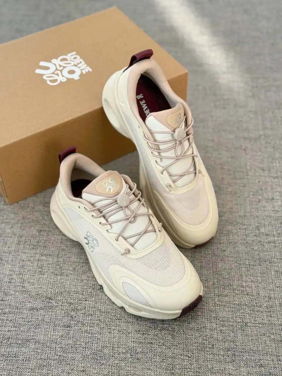 Loewe X On Cloudsolo Sneaker Woman Sand / Burgundy - photo 1