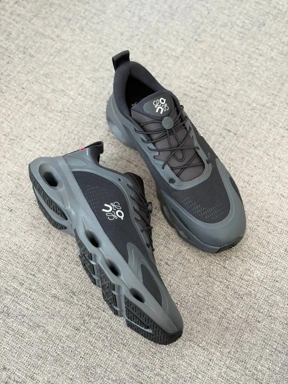 Loewe X ON Cloudsolo Sneaker Men Black - photo 2