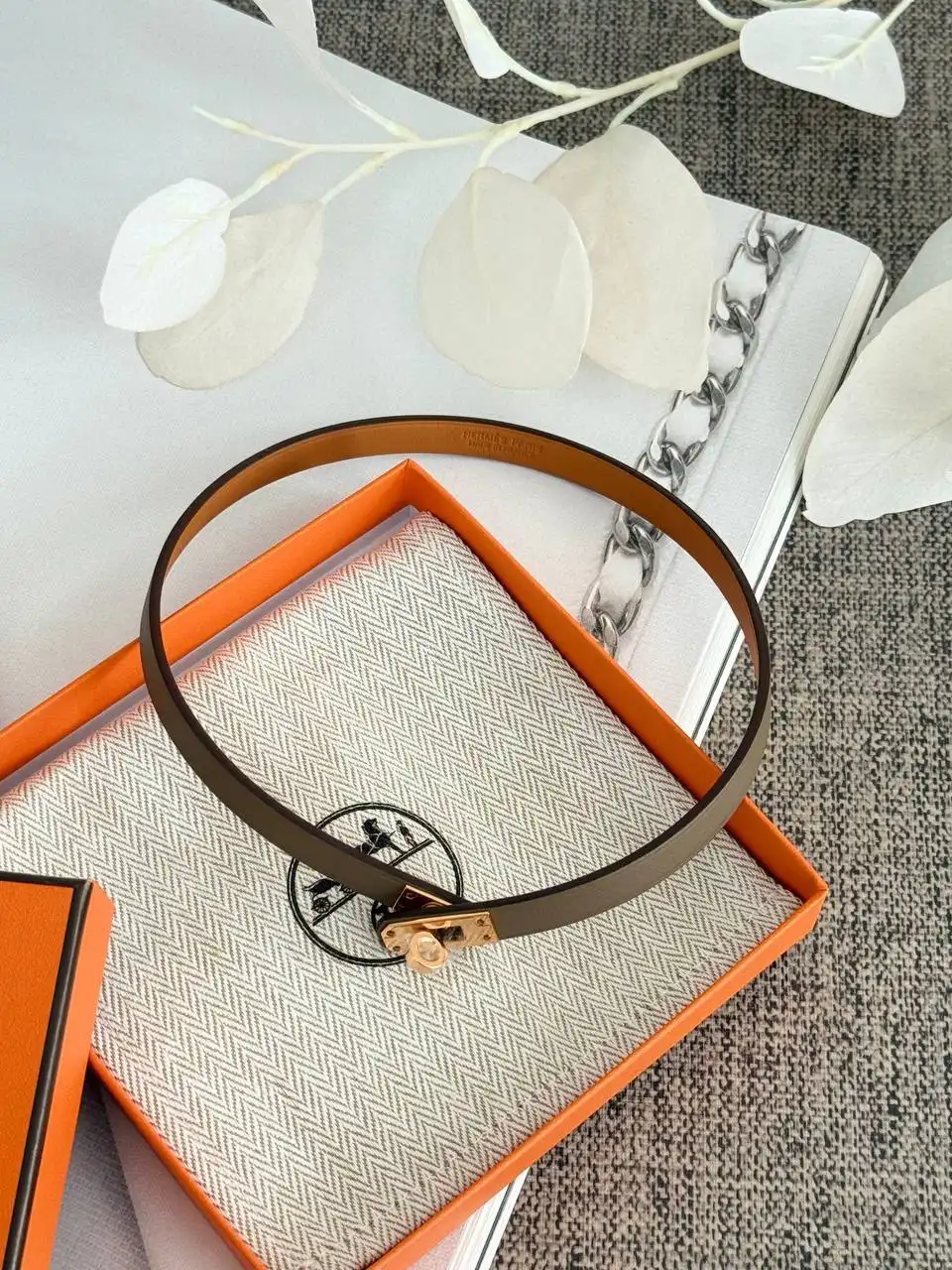 Hermes Hermes Mini Kelly Choker Etoupe GHW