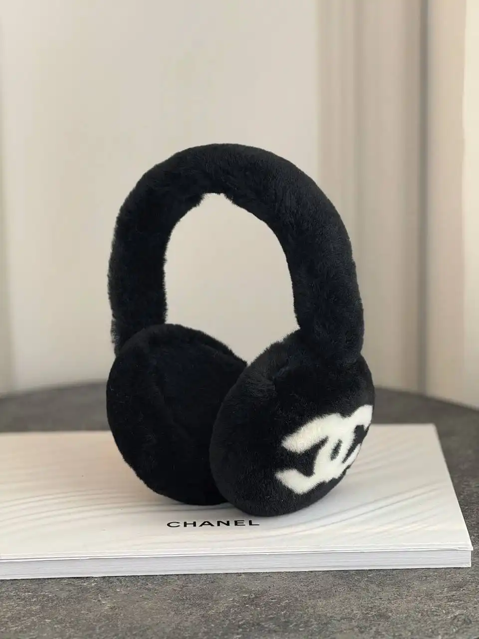CHANEL Chanel Earmuff Black