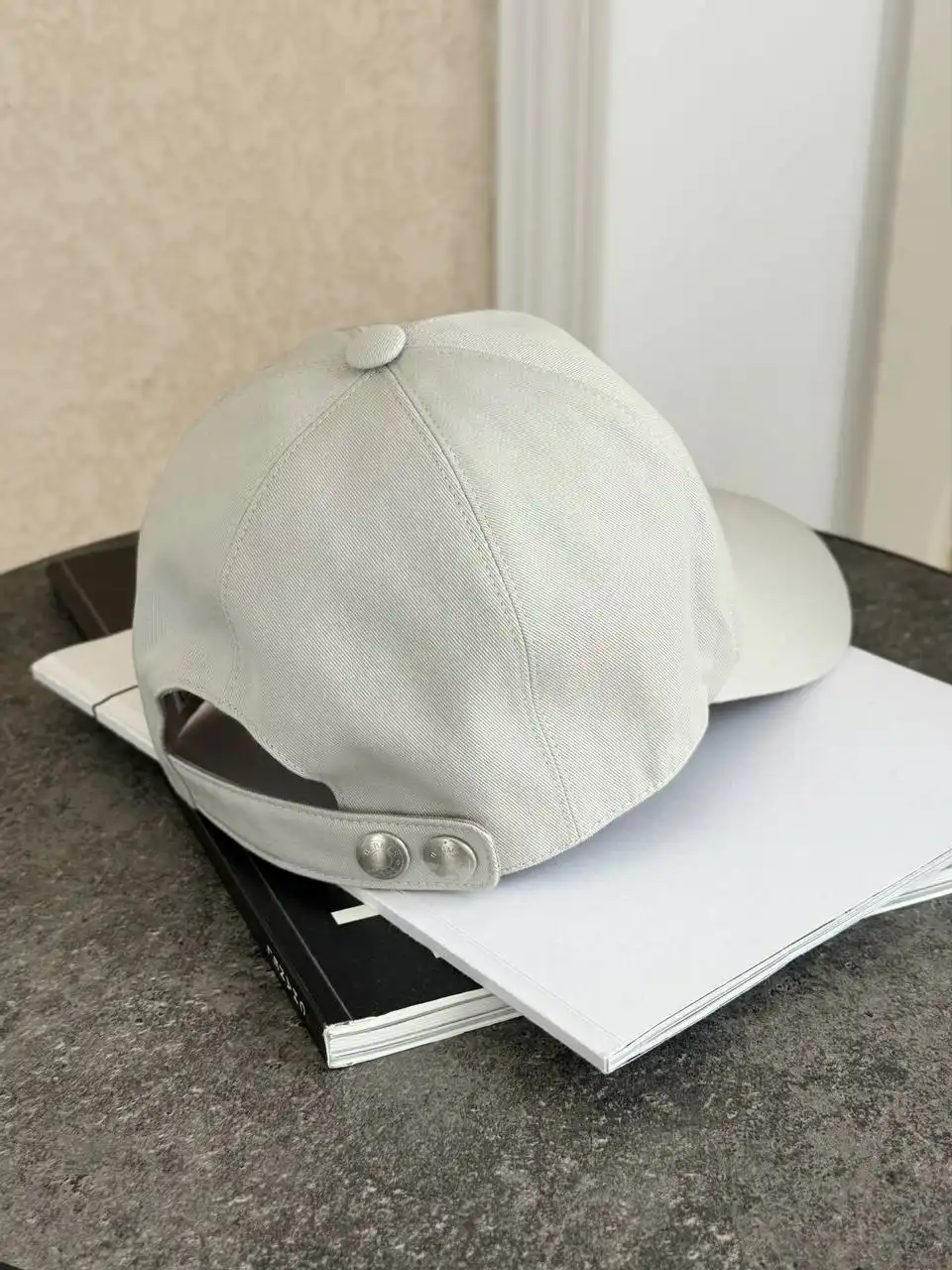 Hermes Hermes Max Panorama Cap Mastic