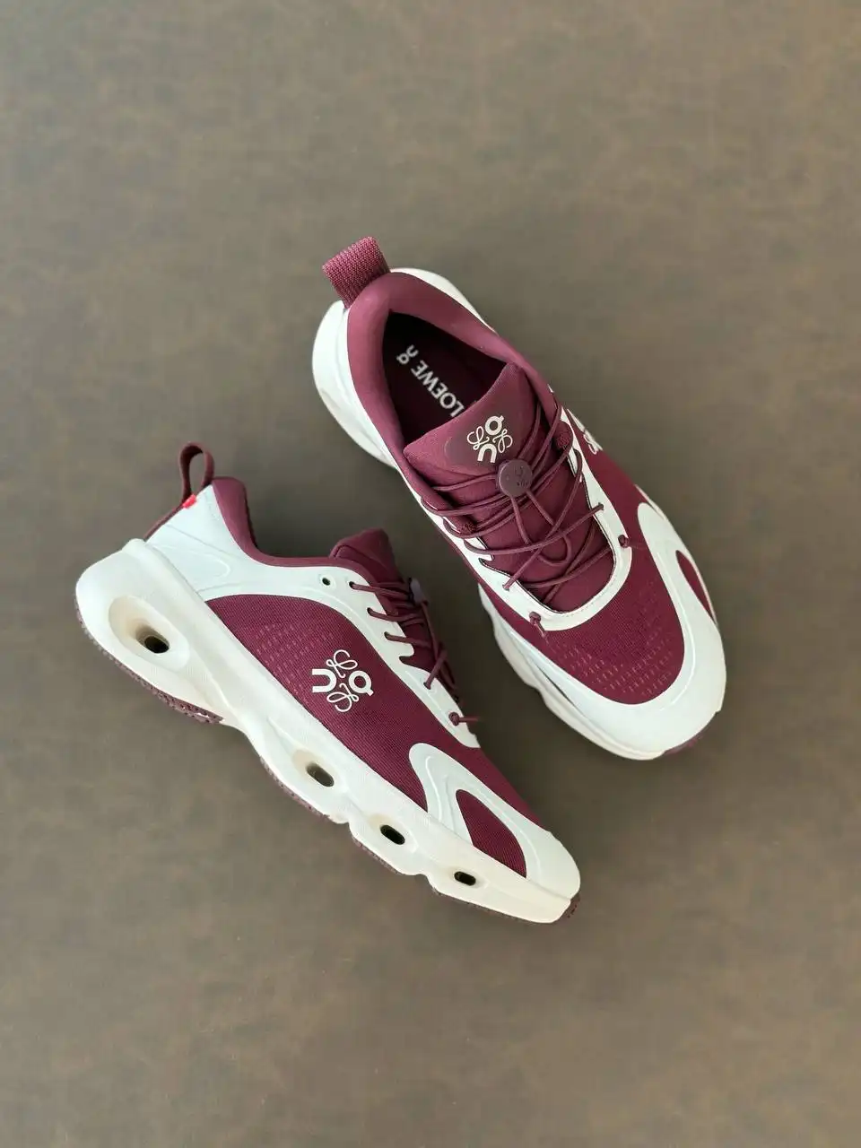 LOEWE Loewe X On Cloudsolo Sneaker Woman Burgudy / Eggshell