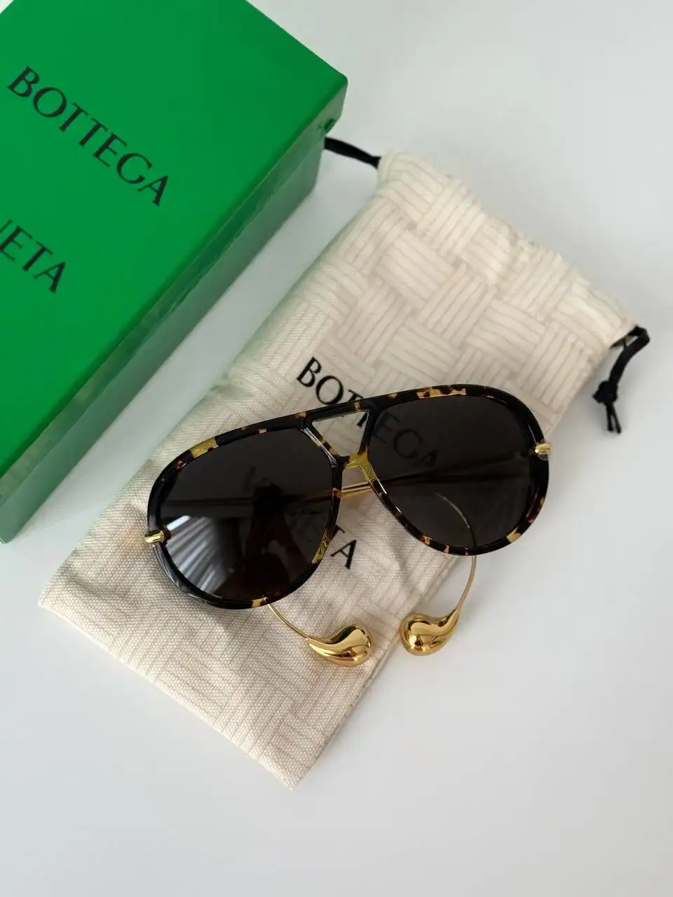 Bottega Veneta Bottega Veneta Drop Aviator Sunglasses Havana / Grey