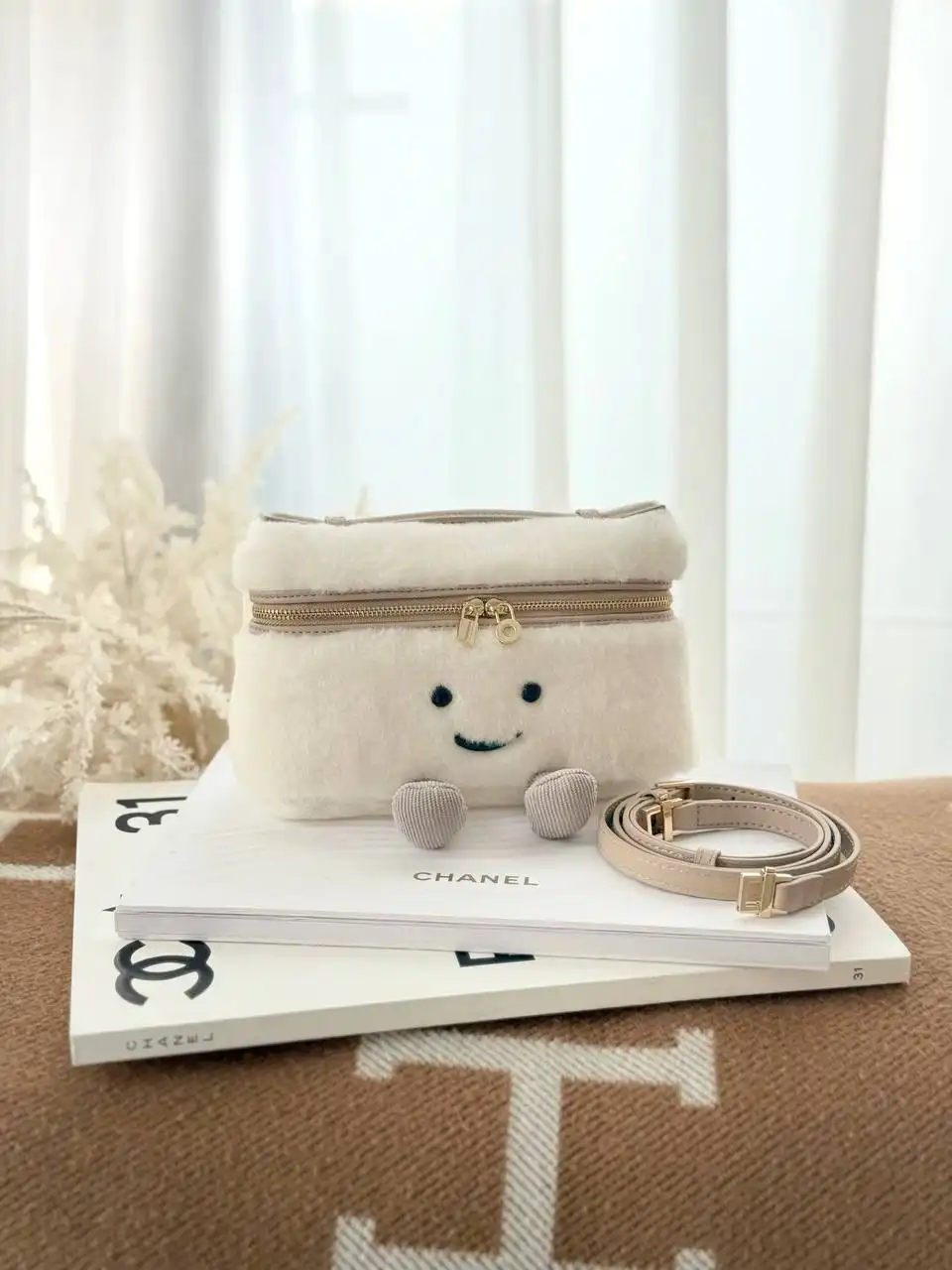 ETC Jellycat LP19 White