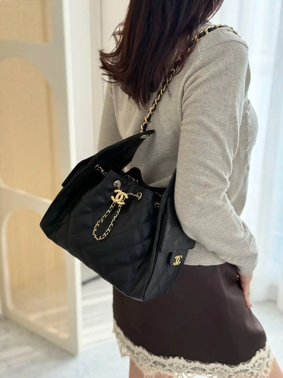 Chanel 25 / C25 Small Caviar Black GHW - photo 3