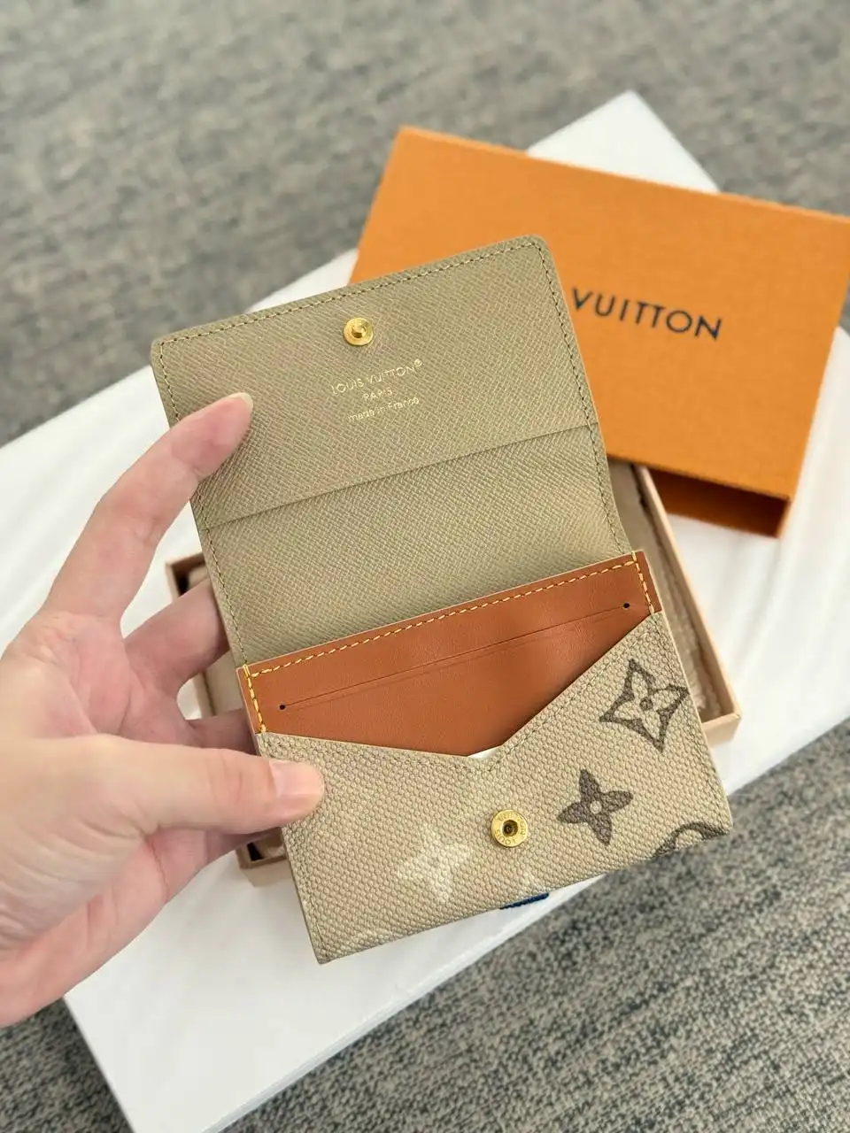 Louis Vuitton LV Enveloppe Carte De Visite Wallet Monogram Surplus
