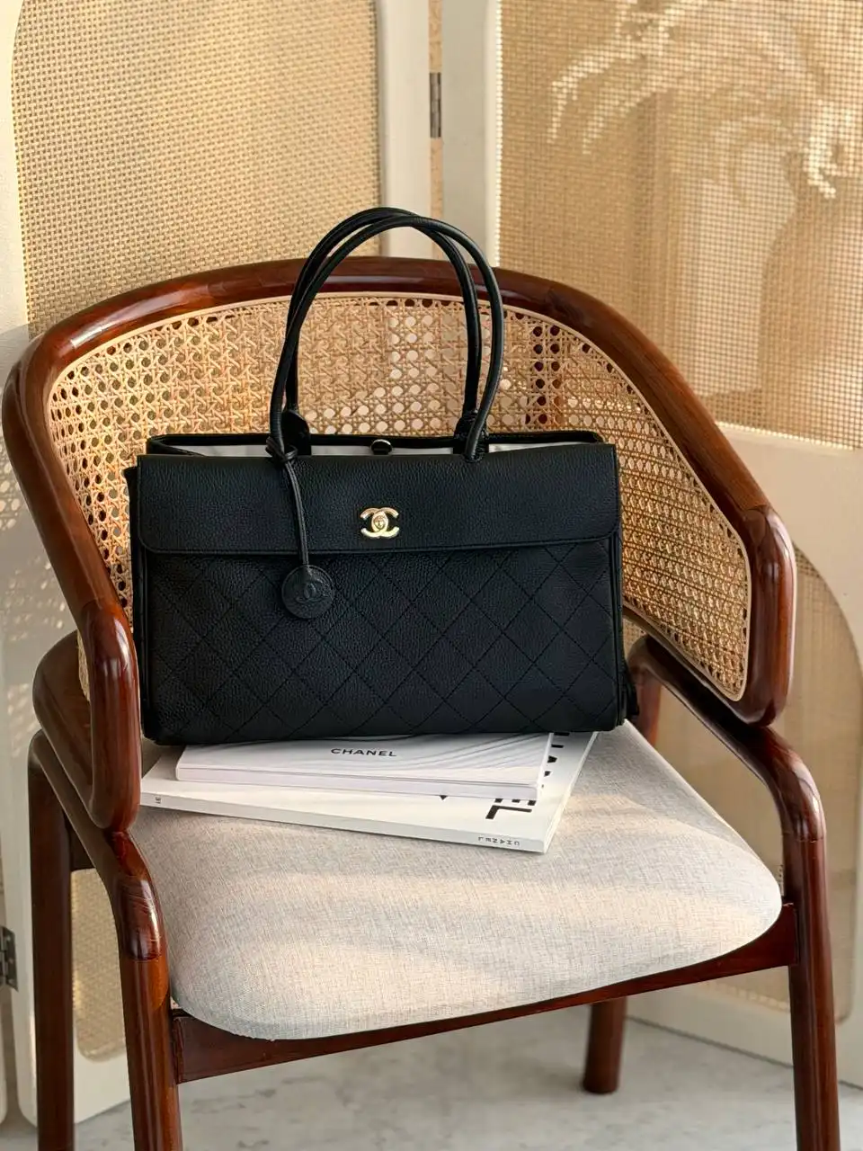 CHANEL Chanel Baguette Urban Tote Medium Black GHW
