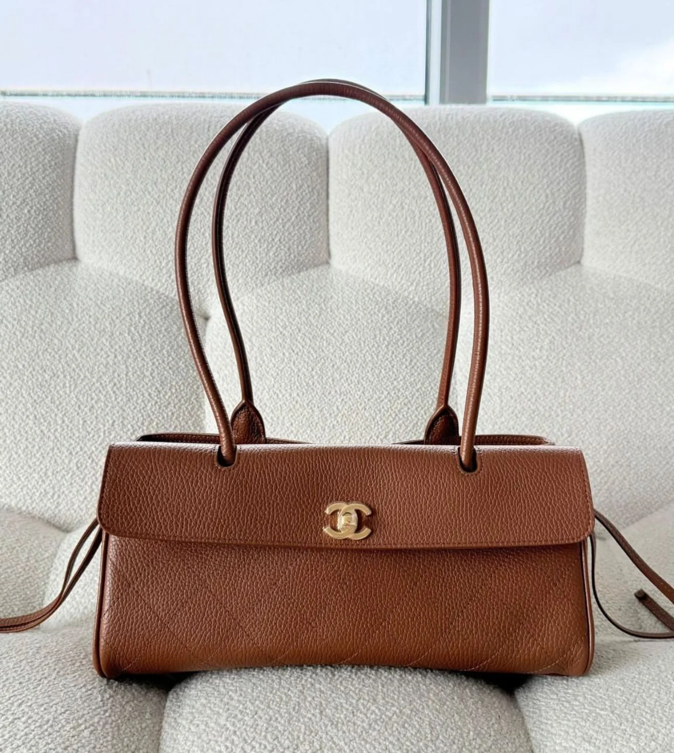 Chanel Baguette East West Tote Bag Small Caramel GHW - photo 8