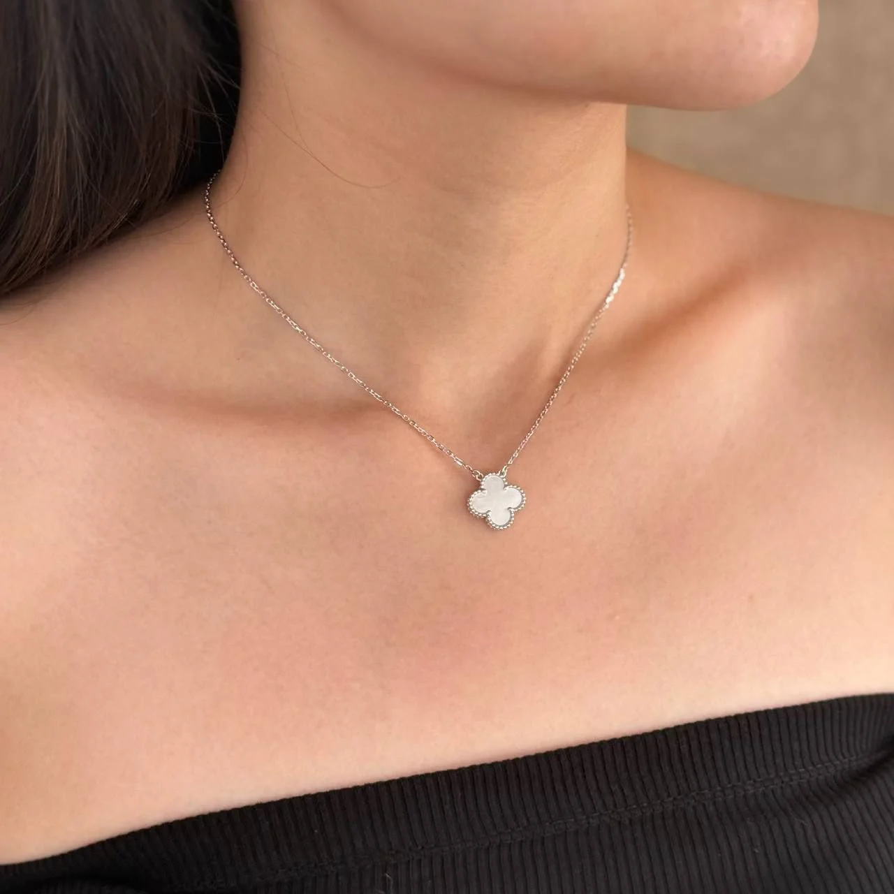 Van Cleef & Arpels Van Cleef & Arpels / VCA MOP Vintage Alhambra Pendant Necklace White Gold