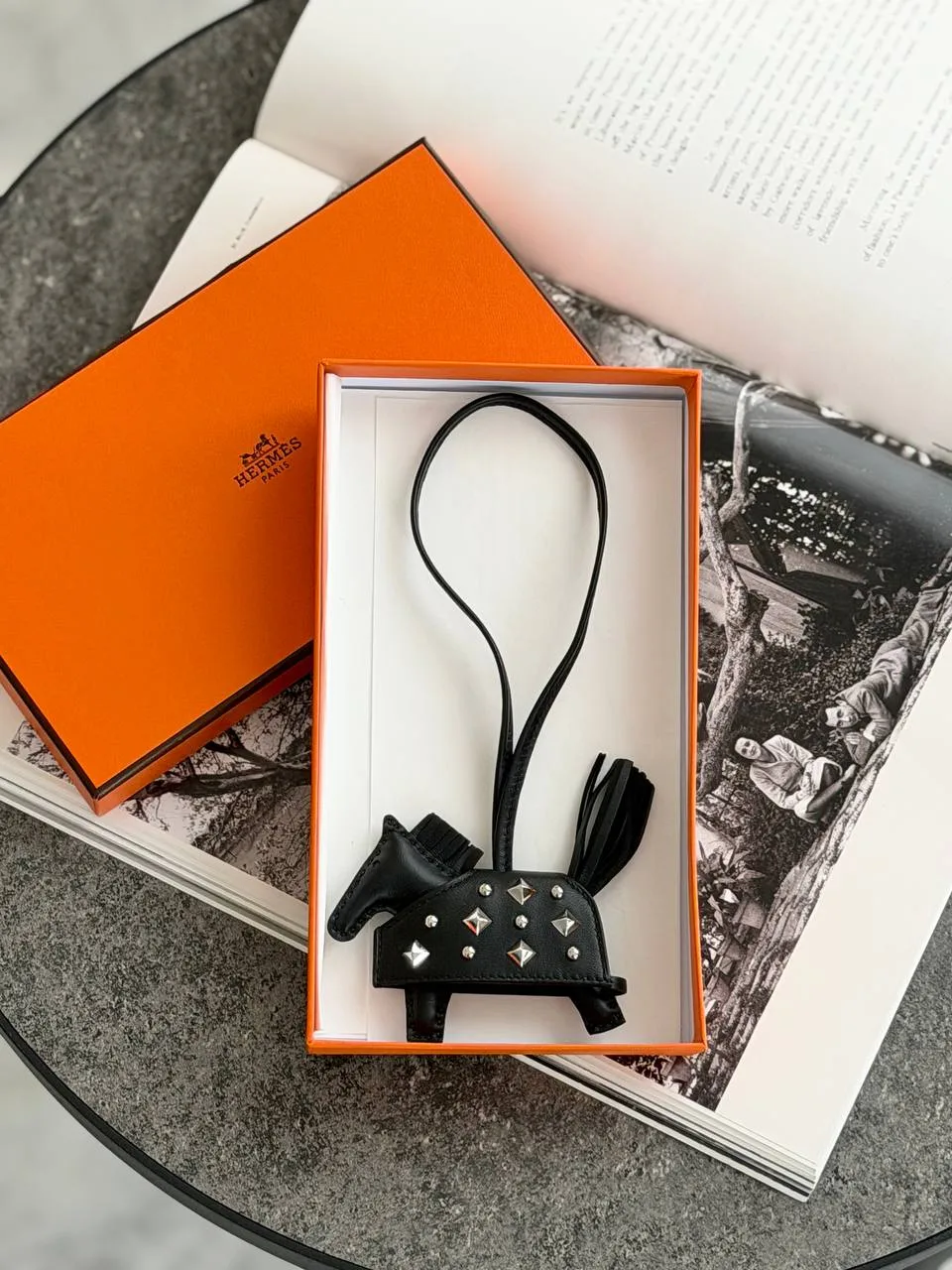 Hermes Hermes Rodeo Robeo Rock PM Charm Noir / Noir PHW