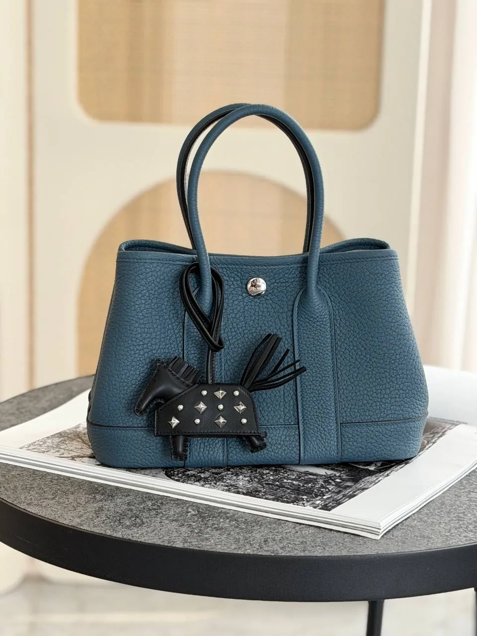 Hermes Hermes Rodeo Robeo Rock PM Charm Noir / Noir PHW