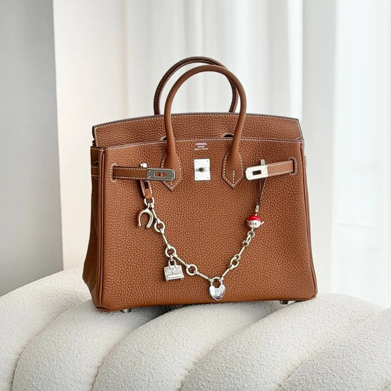 Hermes Bijou de Sac birkin charm Fauve / Rouge de Cœur - photo 3